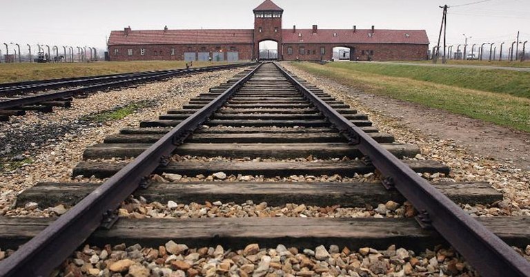 75 anos da libertação de Auschwitz: recordar é renovar a unidade contra